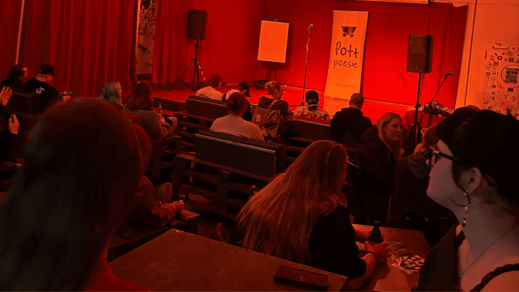 Newcomer Poetry Slam Bühne im Druckluft Oberhausen